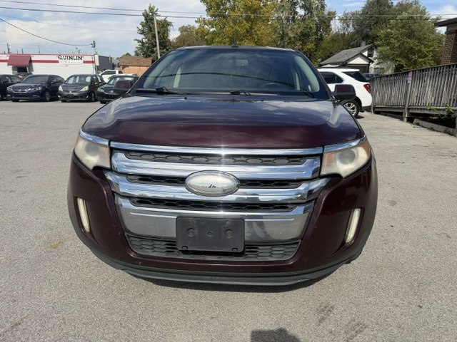 Photo 8 of this FORD EDGE