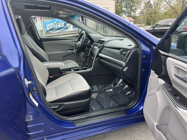 Photo 21 of this TOYOTA CAMRY