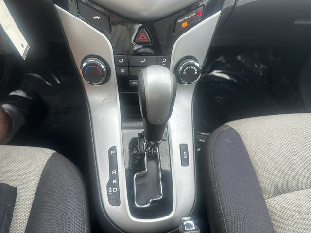 Photo 13 of this CHEVROLET CRUZE