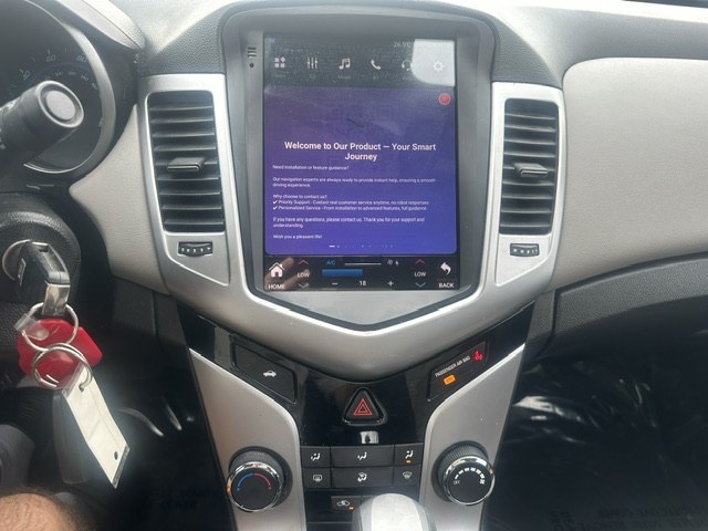 Photo 12 of this CHEVROLET CRUZE