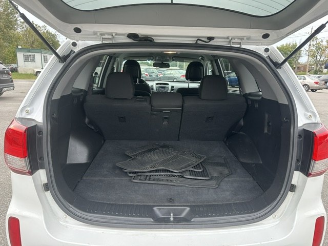 Photo 17 of this KIA SORENTO