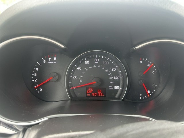 Photo 10 of this KIA SORENTO