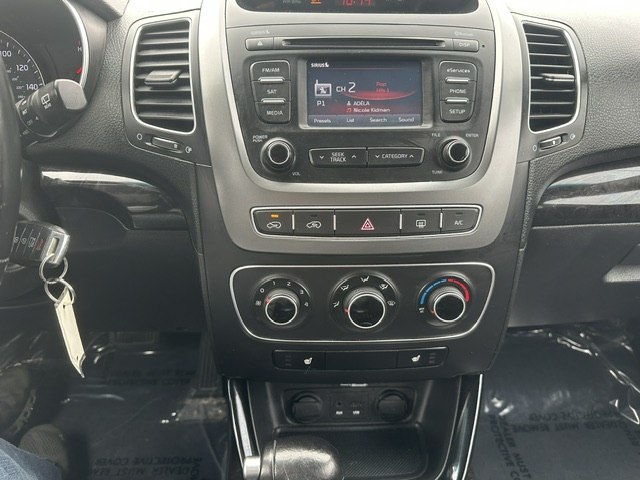 Photo 12 of this KIA SORENTO