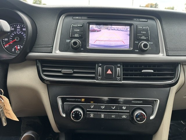Photo 14 of this KIA OPTIMA