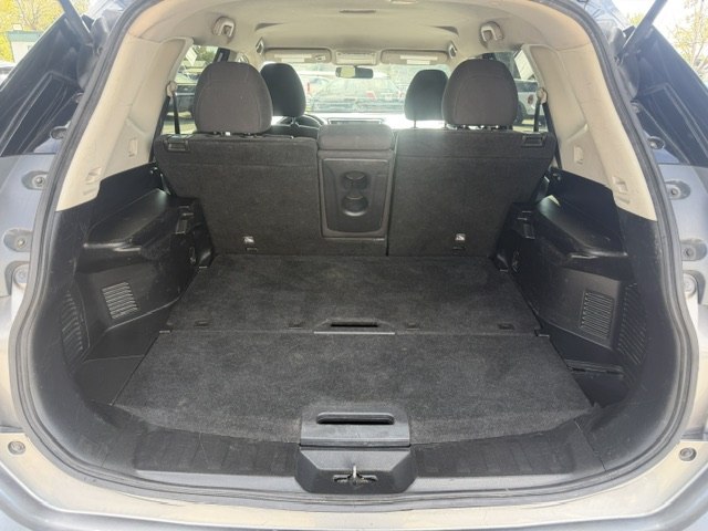 Photo 13 of this NISSAN ROGUE