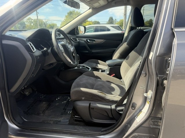 Photo 9 of this NISSAN ROGUE
