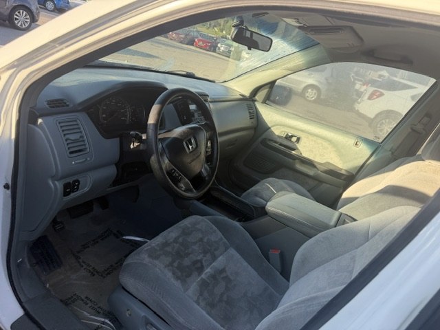 Photo 10 of this HONDA PILOT