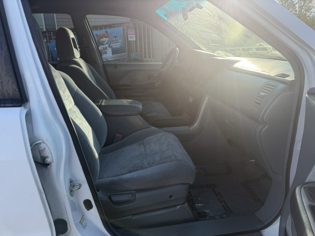 Photo 16 of this HONDA PILOT