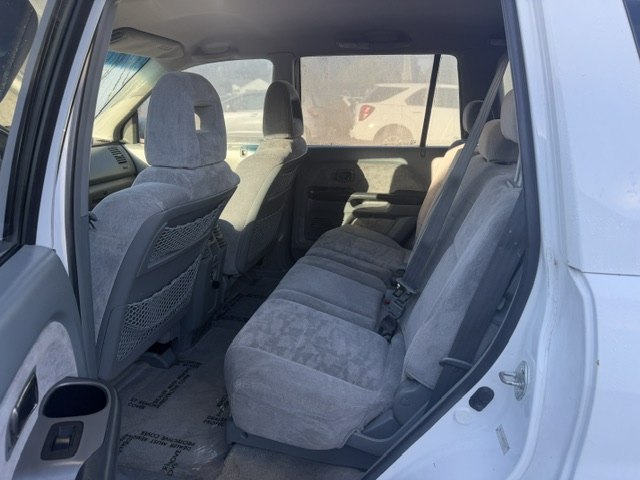 Photo 11 of this HONDA PILOT