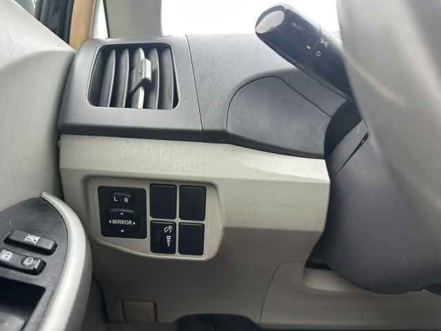 Photo 12 of this TOYOTA PRIUS