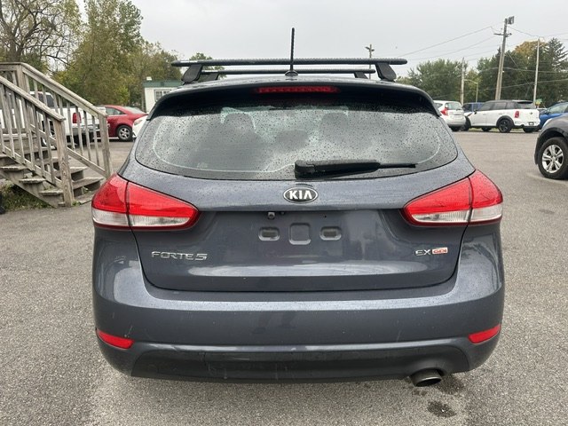 Photo 4 of this KIA FORTE