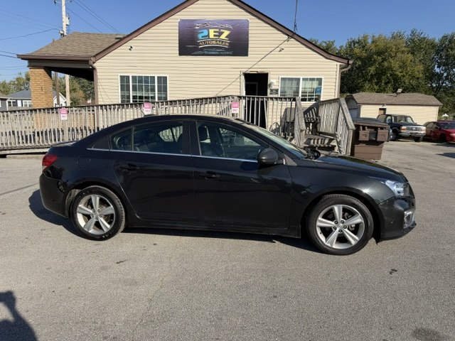 Photo 2 of this CHEVROLET CRUZE