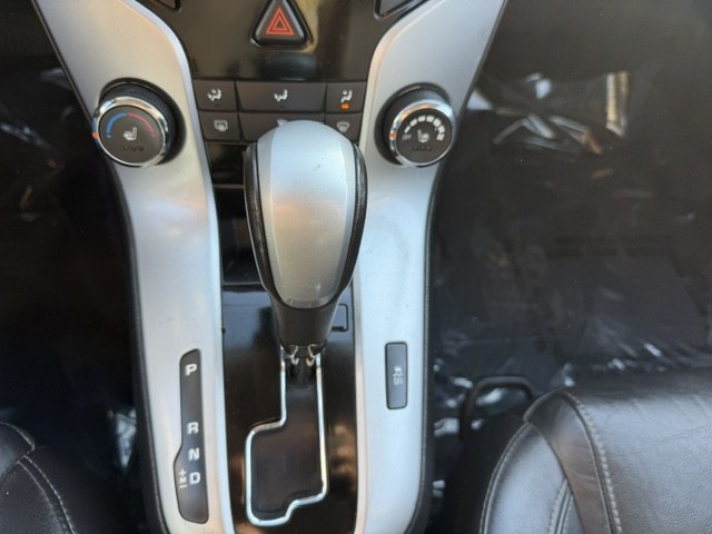 Photo 18 of this CHEVROLET CRUZE