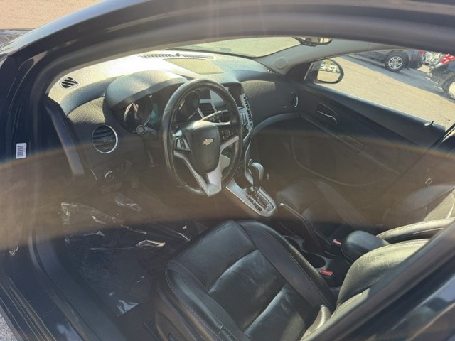 Photo 10 of this CHEVROLET CRUZE