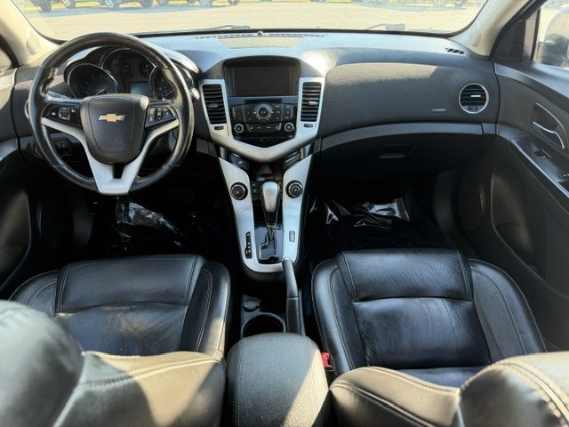 Photo 12 of this CHEVROLET CRUZE