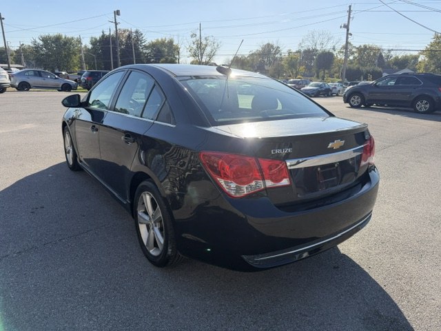 Photo 5 of this CHEVROLET CRUZE