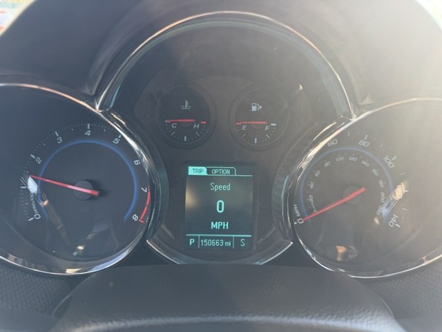 Photo 16 of this CHEVROLET CRUZE
