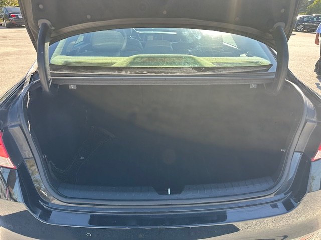 Photo 18 of this KIA OPTIMA