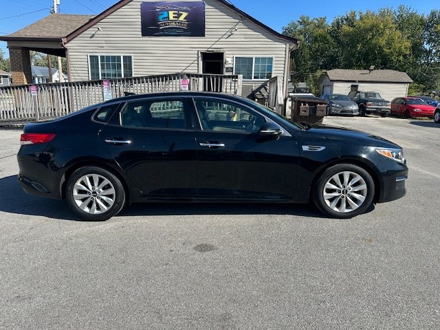 Photo 2 of this KIA OPTIMA