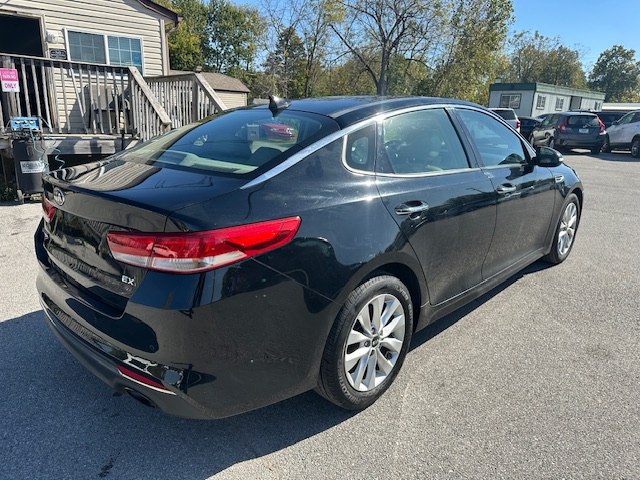 Photo 3 of this KIA OPTIMA