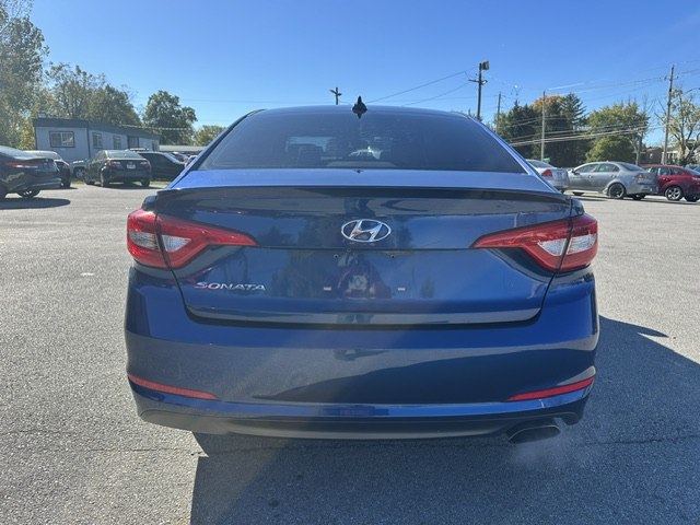 Photo 4 of this HYUNDAI SONATA