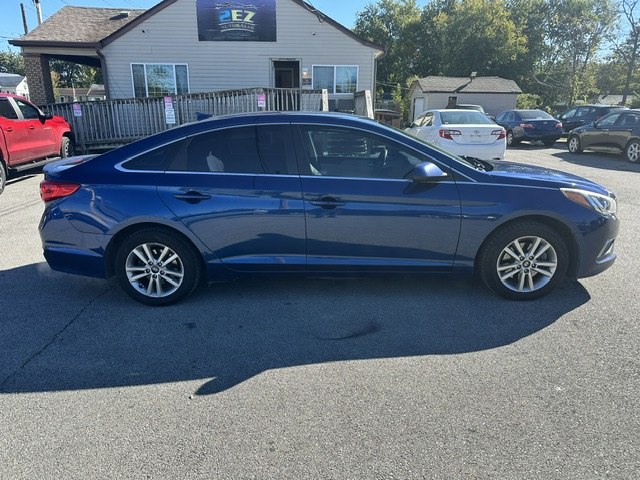 Photo 2 of this HYUNDAI SONATA