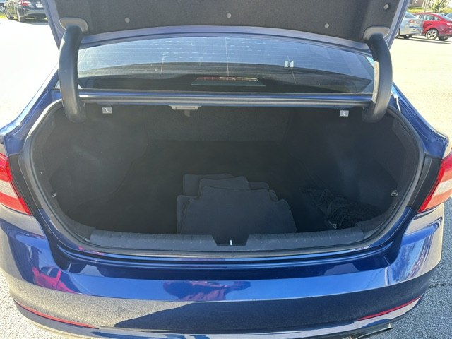Photo 18 of this HYUNDAI SONATA