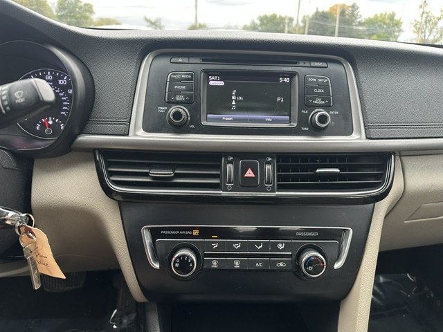 Photo 11 of this HYUNDAI SONATA