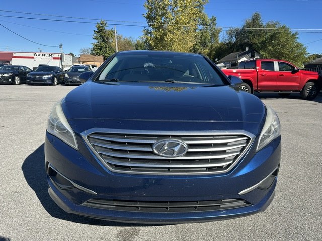 Photo 8 of this HYUNDAI SONATA