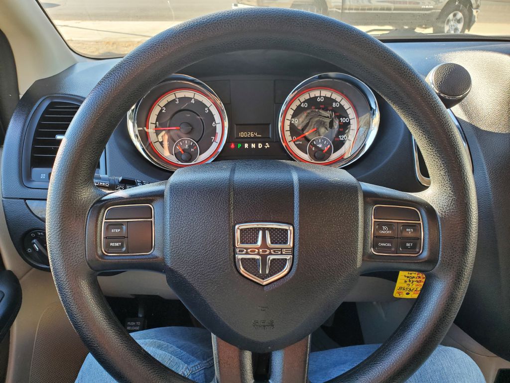 Photo 10 of this DODGE GRAND CARAVAN