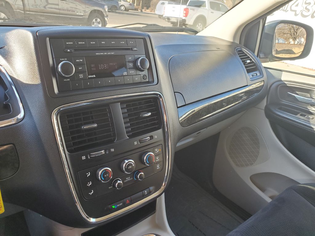 Photo 11 of this DODGE GRAND CARAVAN