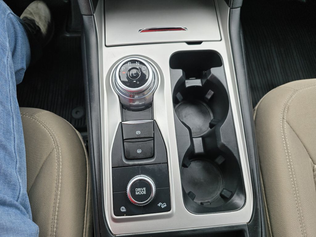 Photo 14 of this FORD EXPLORER