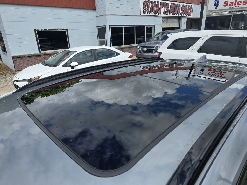 Photo 6 of this BUICK ENVISION