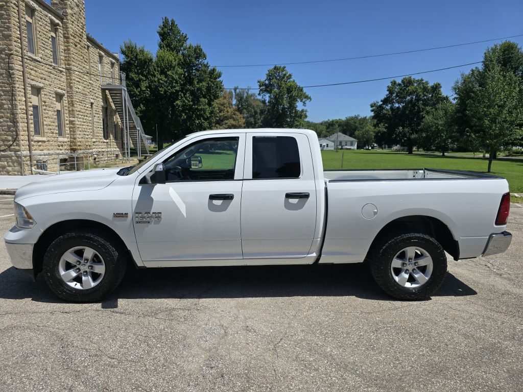 Photo 2 of this RAM 1500 CLASSIC