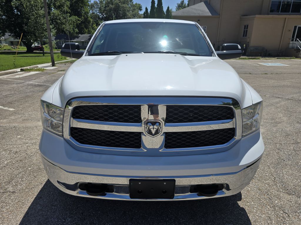 Photo 5 of this RAM 1500 CLASSIC
