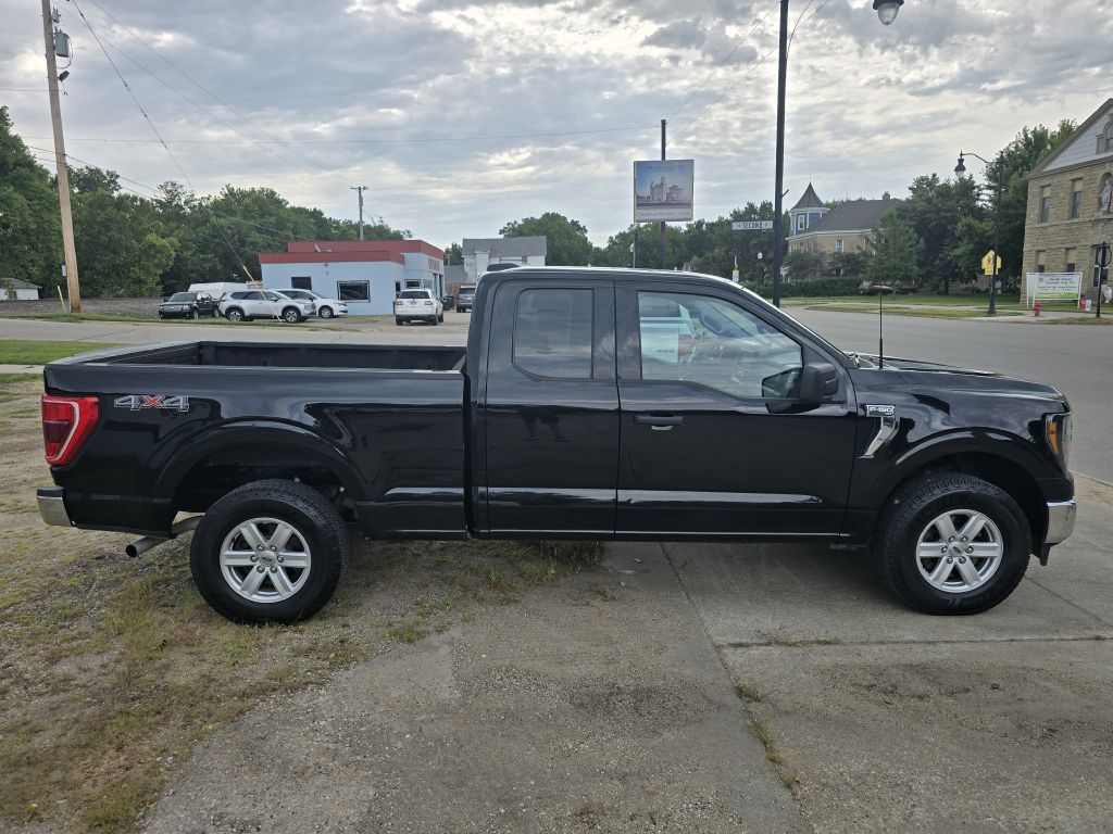 Photo 5 of this FORD F150