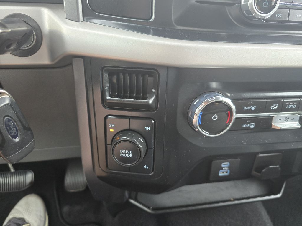 Photo 13 of this FORD F150