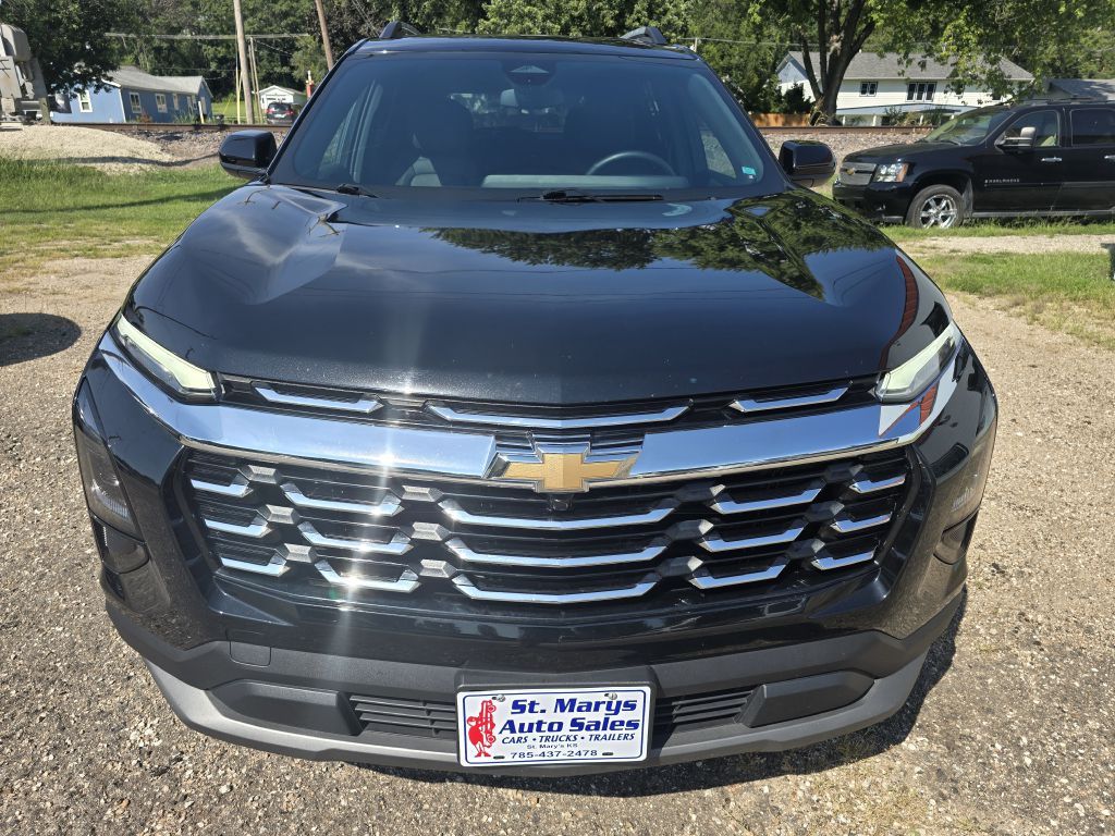 Photo 5 of this CHEVROLET EQUINOX