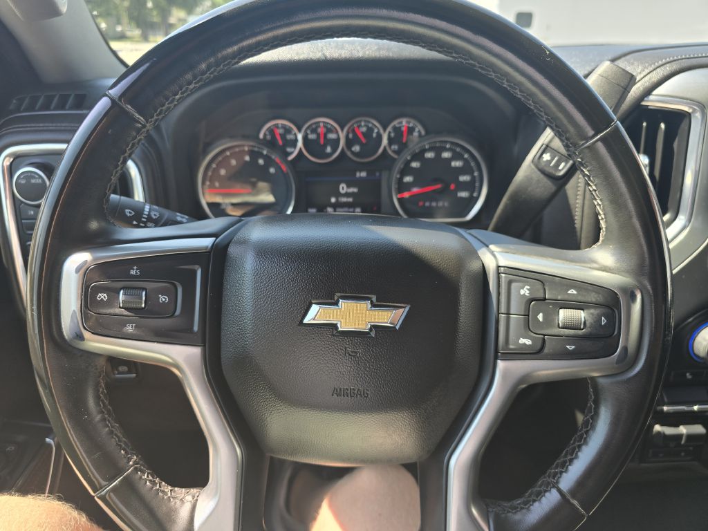 Photo 12 of this CHEVROLET SILVERADO 2500