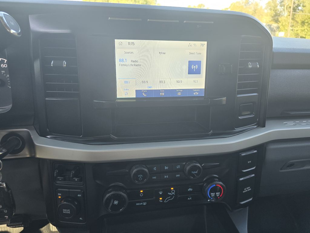 Photo 12 of this FORD F250