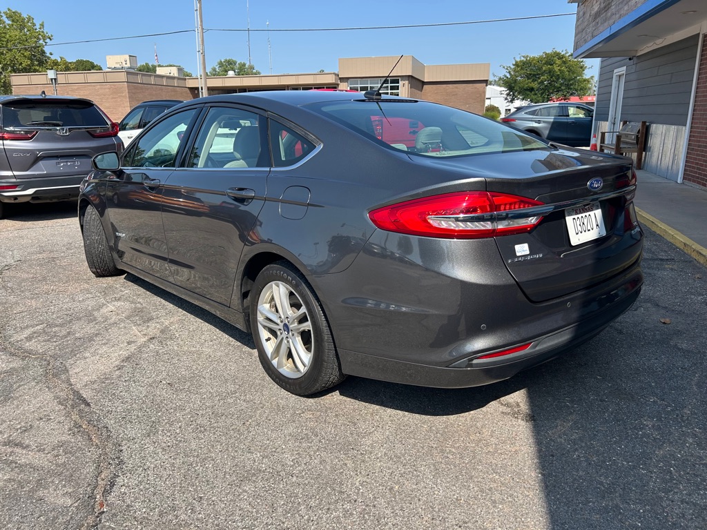 Photo 7 of this FORD FUSION