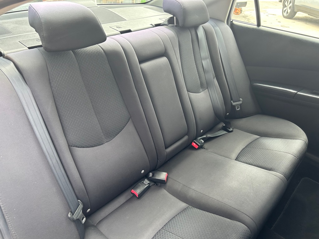 Photo 13 of this MAZDA 6