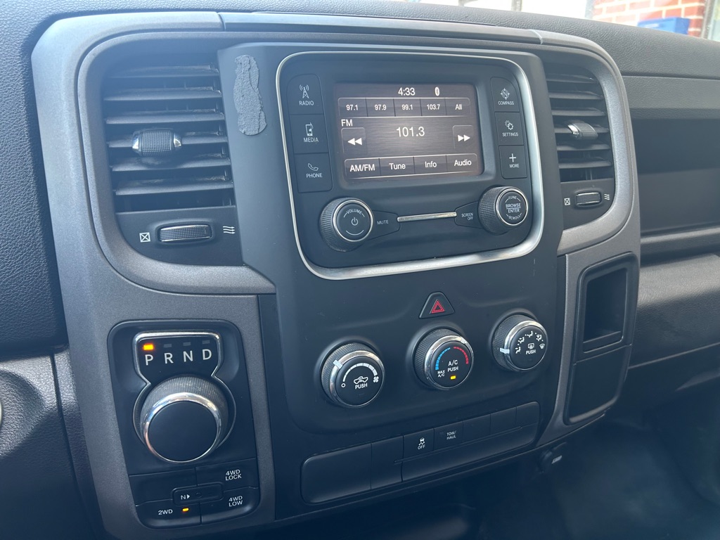 Photo 9 of this RAM 1500 CLASSIC