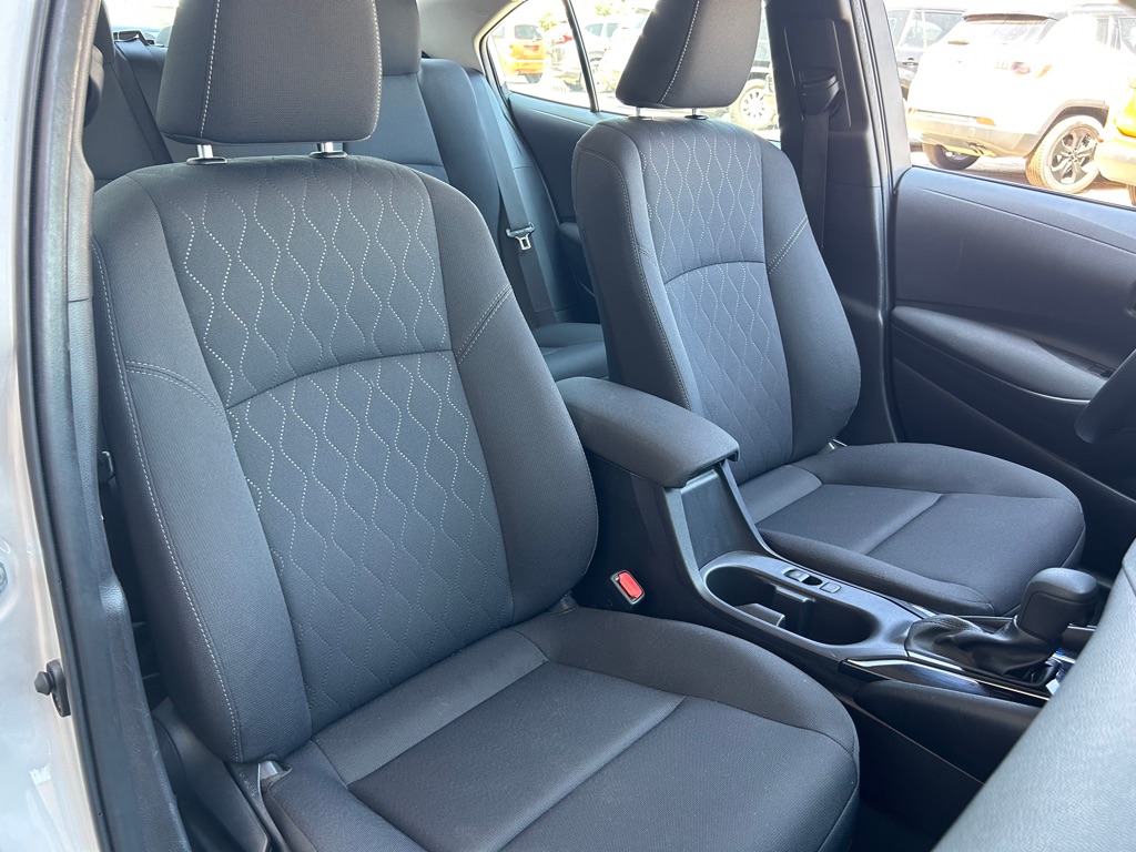 Photo 12 of this TOYOTA COROLLA