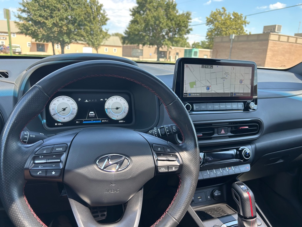 Photo 11 of this HYUNDAI KONA