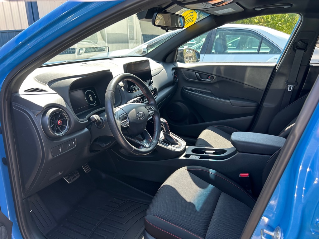 Photo 22 of this HYUNDAI KONA
