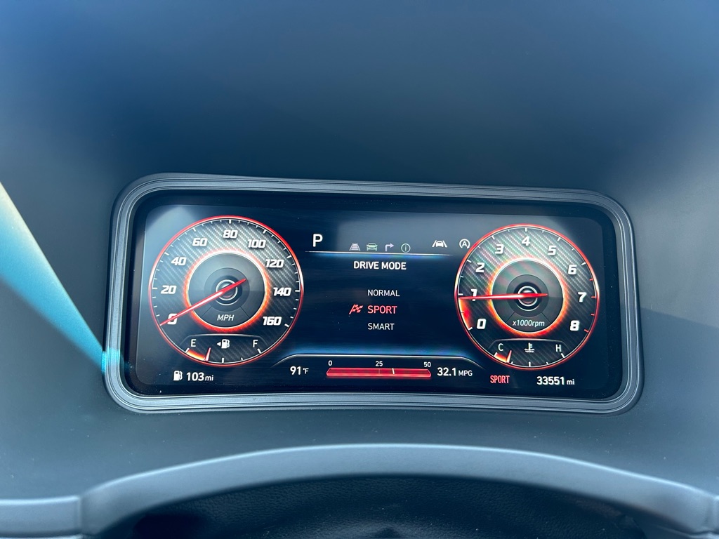 Photo 14 of this HYUNDAI KONA