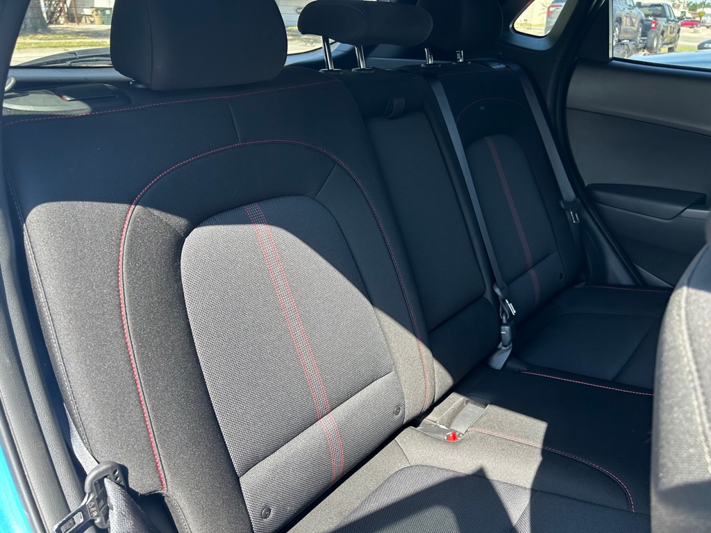 Photo 24 of this HYUNDAI KONA