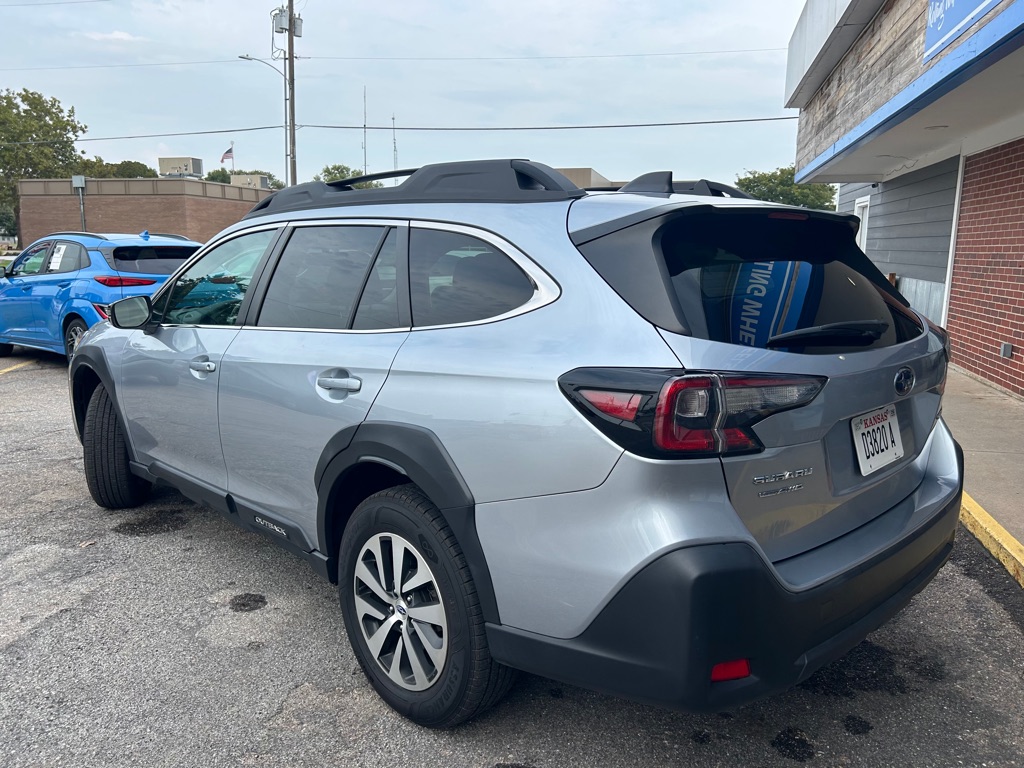 Photo 7 of this SUBARU OUTBACK