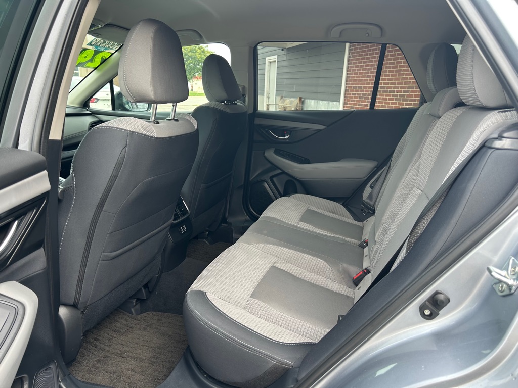 Photo 10 of this SUBARU OUTBACK